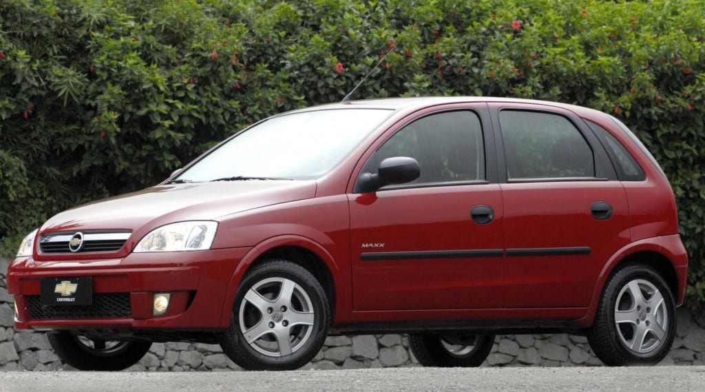 Qual é o melhor pneu para Corsa?